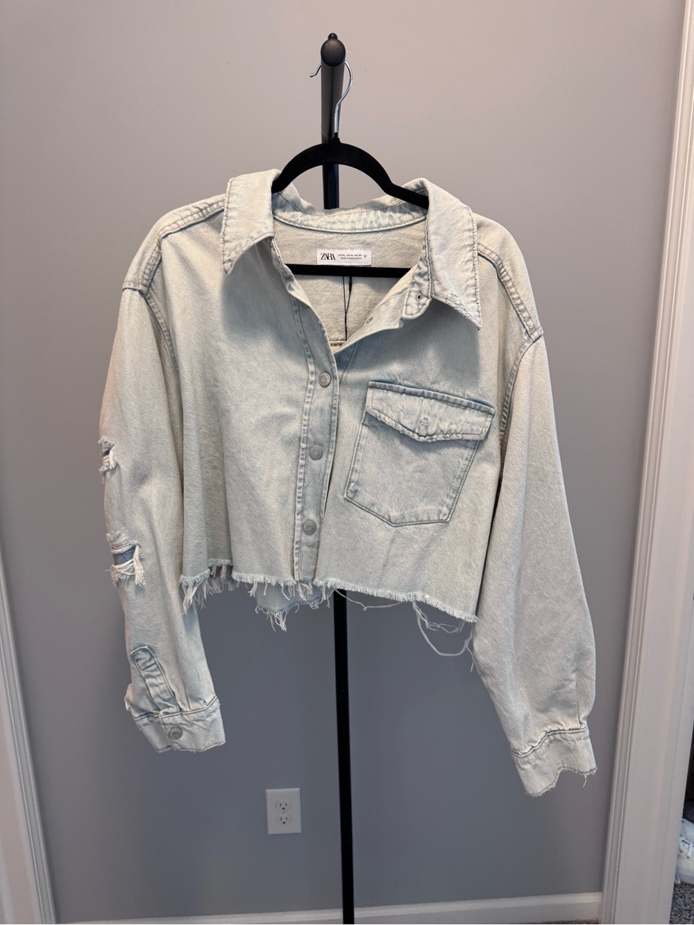 Zara Cropped Distressed Denim Jacket - Light Blue